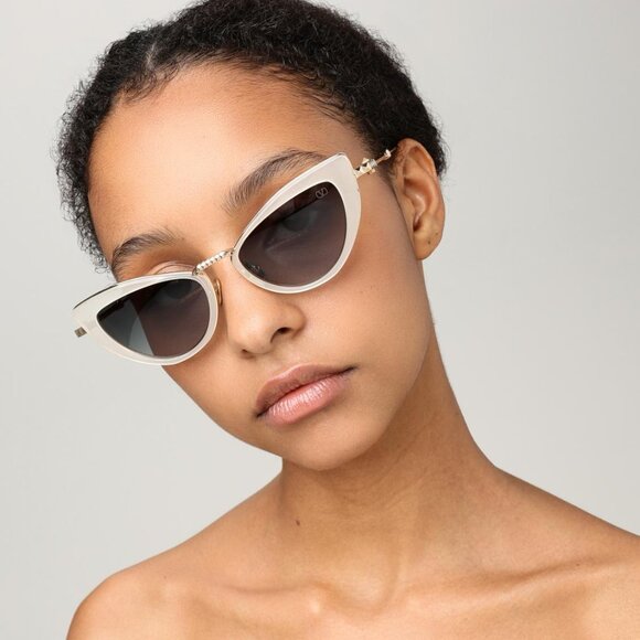 NEW VALENTINO SUNGLASSES GOLD GREY WOMEN EYEWEAR VALENTINO